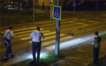 Zebrán gázolt el egy négyéves gyereket és édesanyját, majd elhajtott